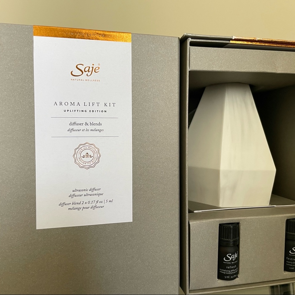 Saje Natural Wellness Aroma Lift Kit Uplifting Edition
